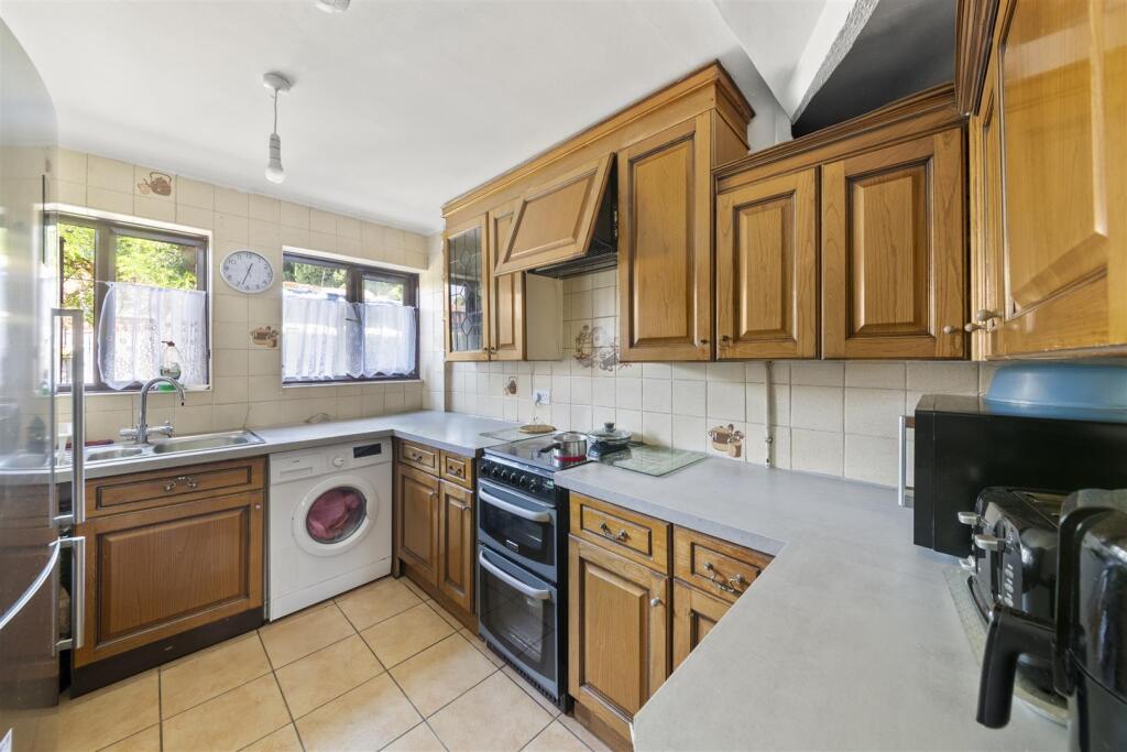 House in London - View 5