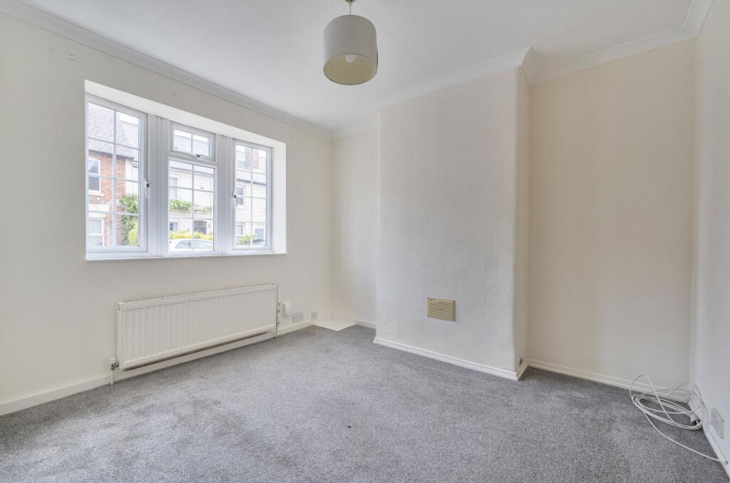 House in Reading, Caversham - More