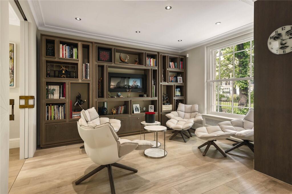 House in London - More