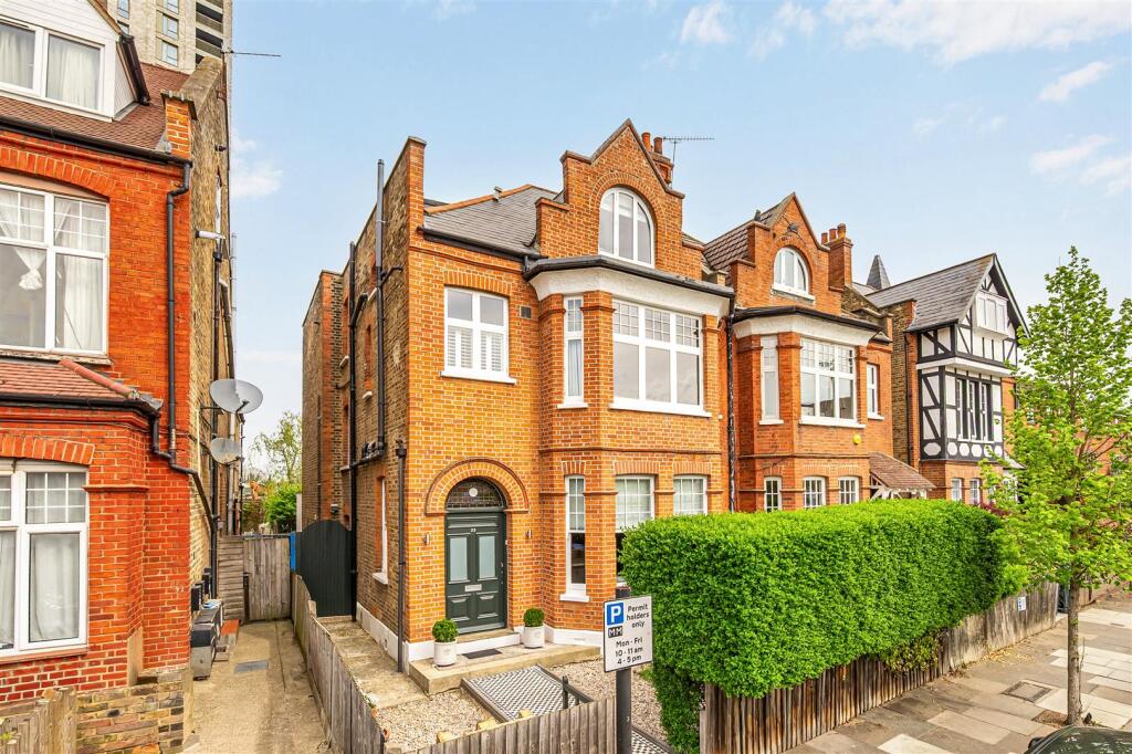 Main image of property: Emanuel Avenue, Acton, London