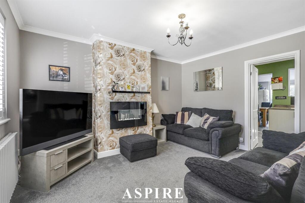 House in Romford - View 3