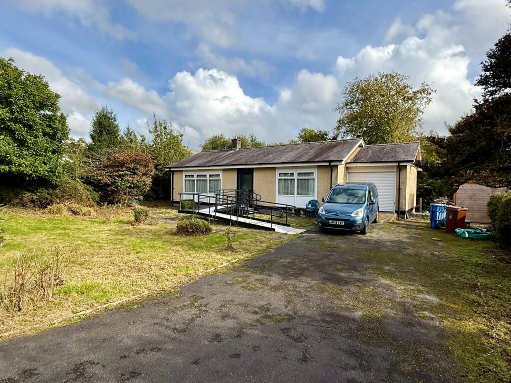 House in Rhydymain, Brithdir and Llanfachreth