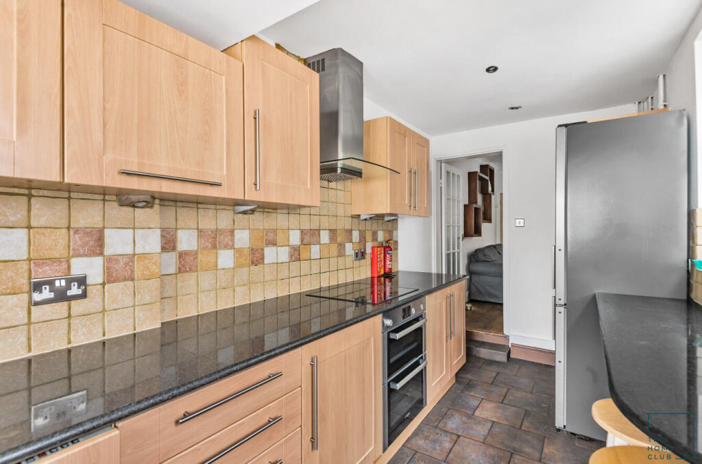 House in Guildford, Guildford Park - View 4