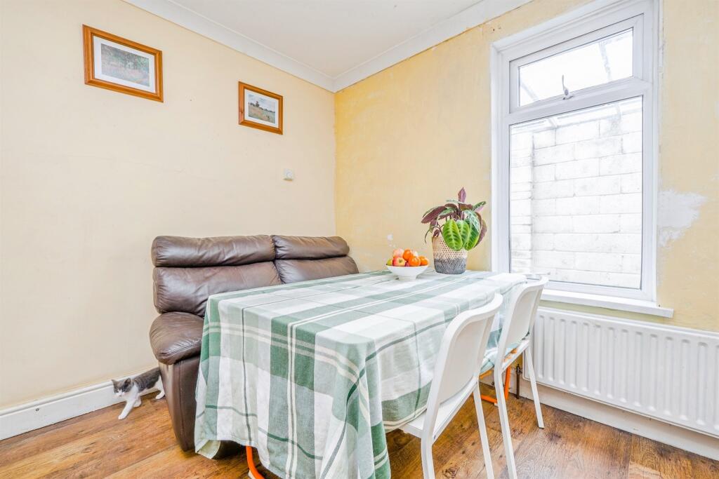 House in Cardiff, Roath - View 3