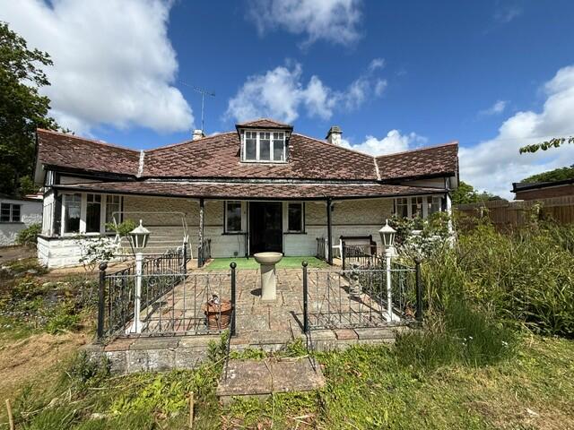 Main image of property: Waterside Nook, Brimbelow Road, Hoveton, Norwich, Norfolk NR12 8UJ