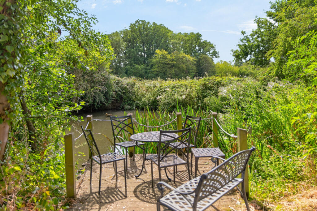 House in Leicester - View 5