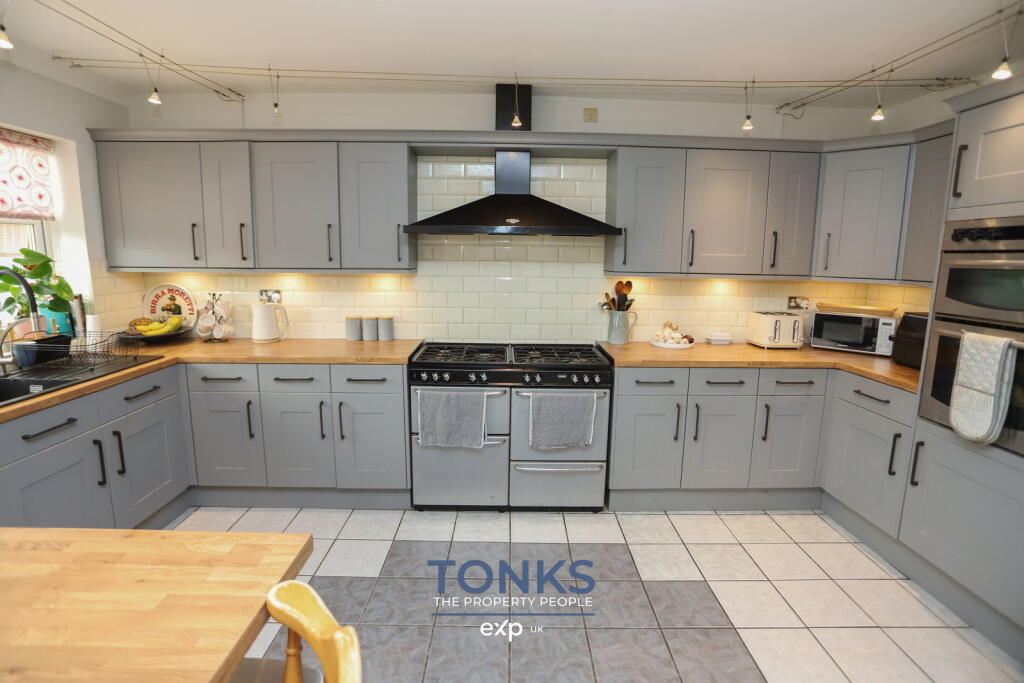 Additional image 6 of Woodland Road, Halesowen, B62 8JS