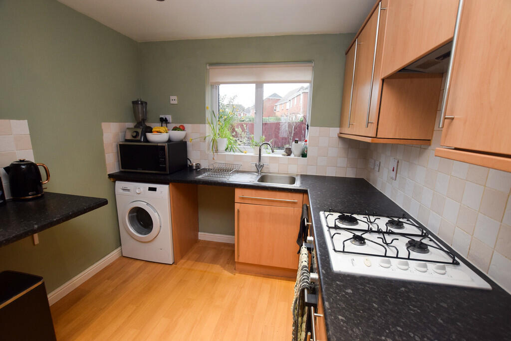 Holbourn Crescent, Priorslee, Telford, TF2 9FD. photo 2