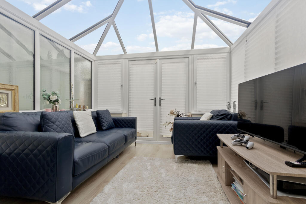 House in Bradford - View 5