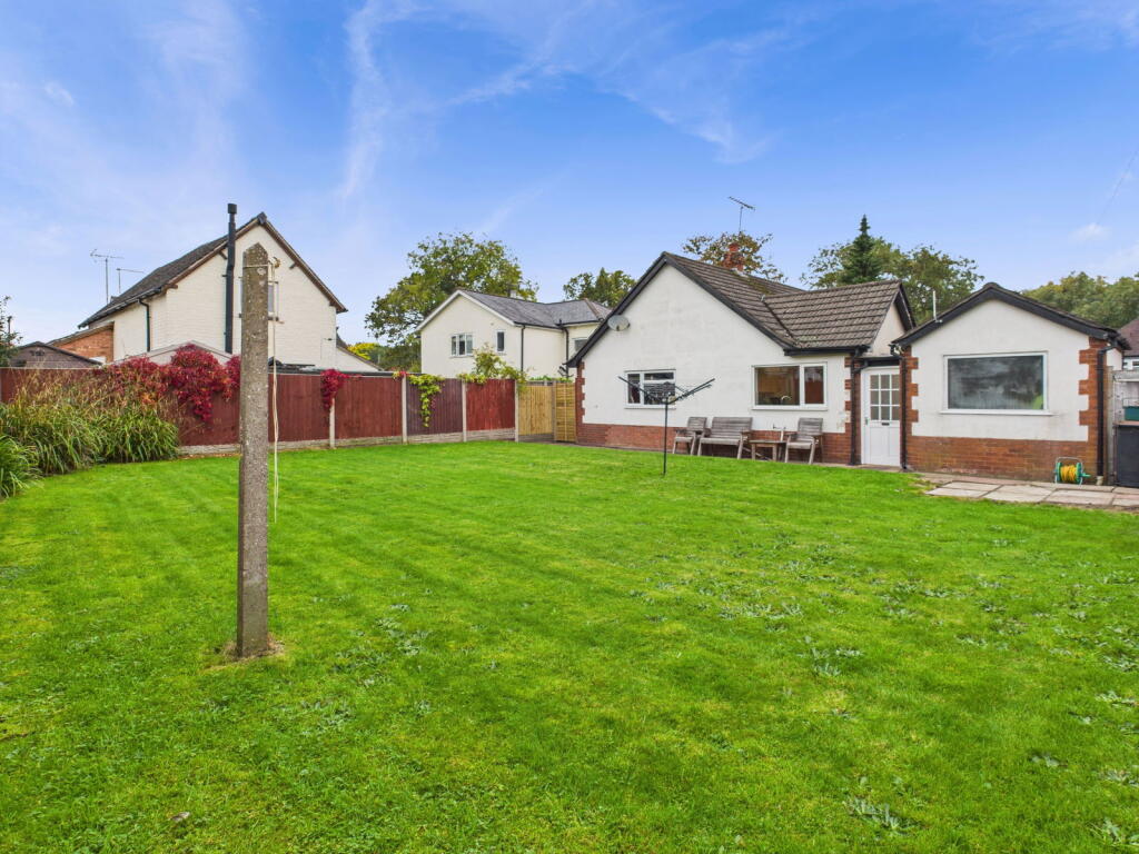 Broughton Lane, Wistaston, Crewe, CW2 8JR photo 2