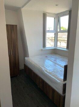 Apartment in Barnsley, South Yorkshire - View 2