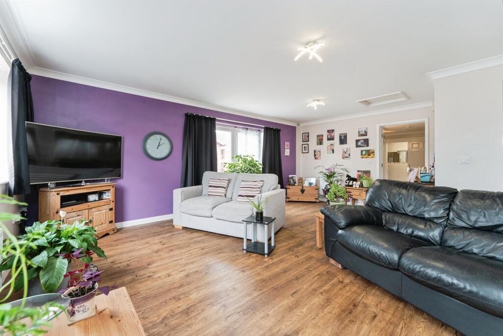 House in Fenland, March - View 4