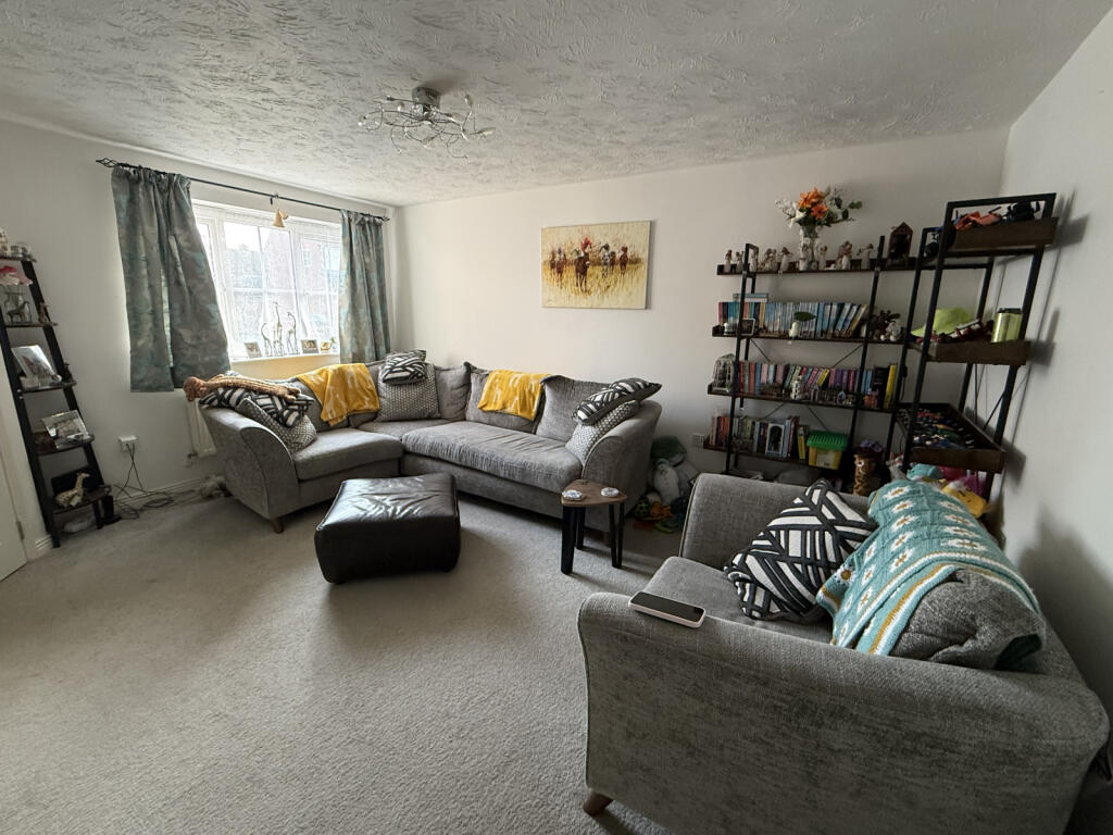 Clifford Avenue, Walton Cardiff, Tewkesbury, GL20 - View 2