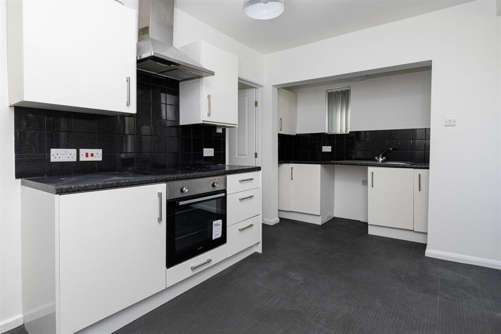 House in Kirklees, West Yorkshire - View 2