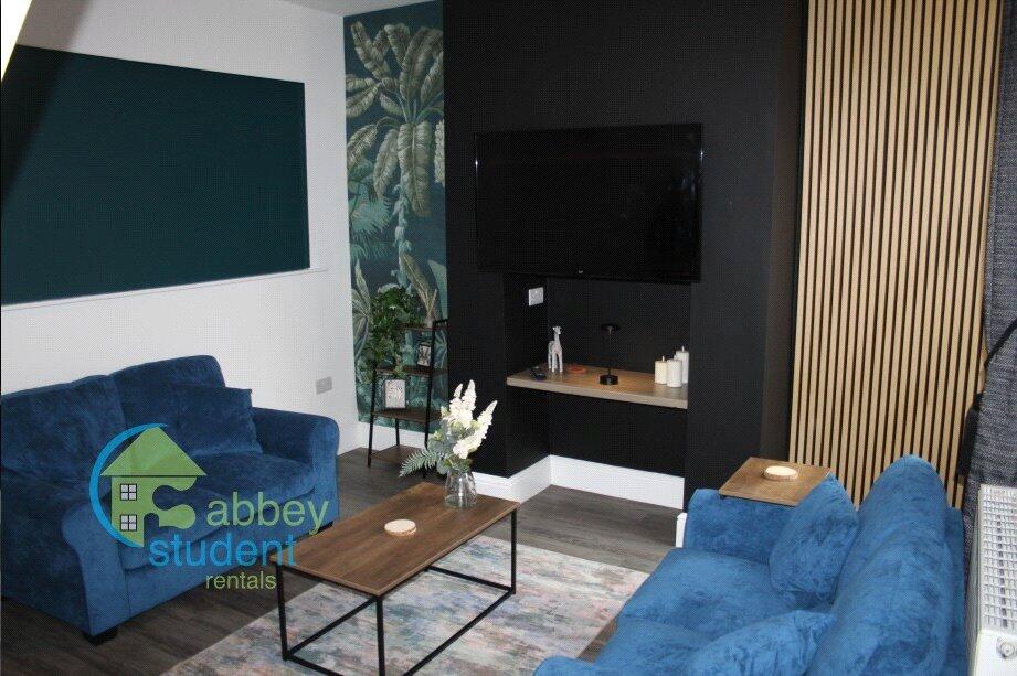 House in Cheshire, City of Chester - View 5
