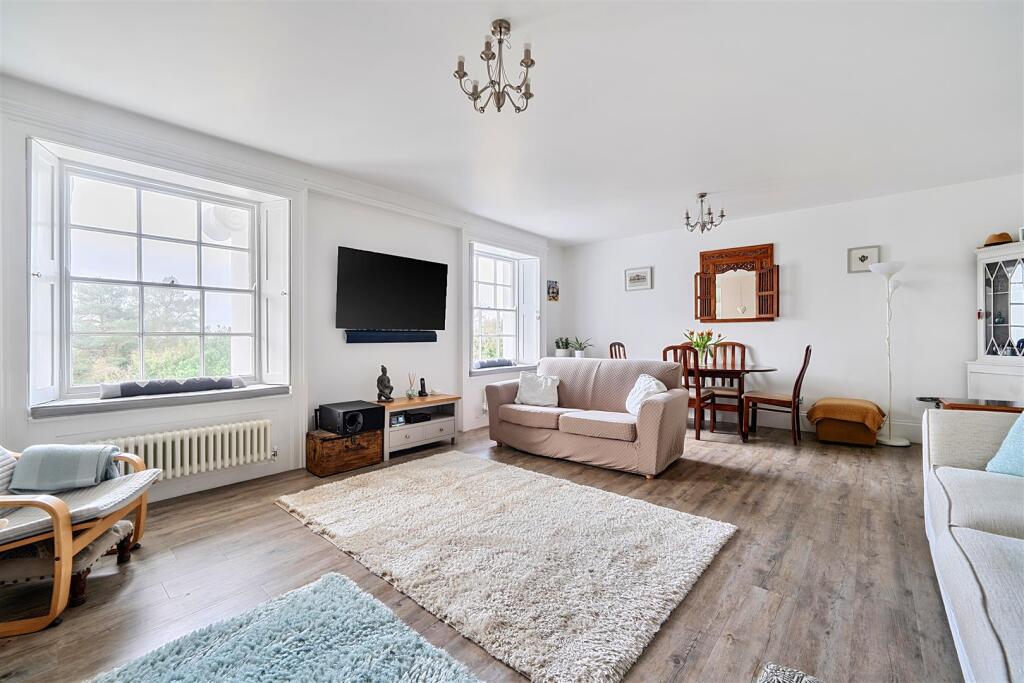 Crescent Road, Alverstoke, Gosport - More
