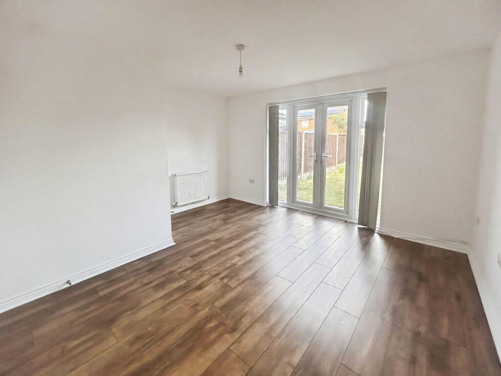 House in Wolverhampton, West Midlands - View 4