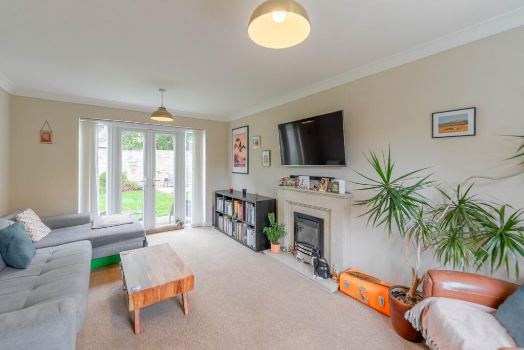 Croftfield Road, Godmanchester, Huntingdon, Cambridgeshire, PE29 2ED photo 3