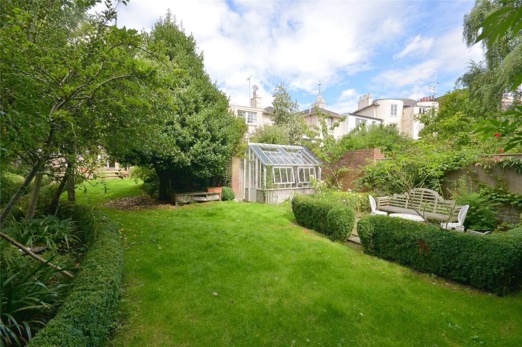 Downshire Hill, London, NW3 photo 4