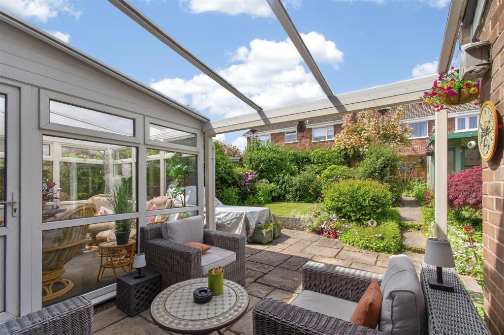 Wentbridge Drive, Mansfield - View 2