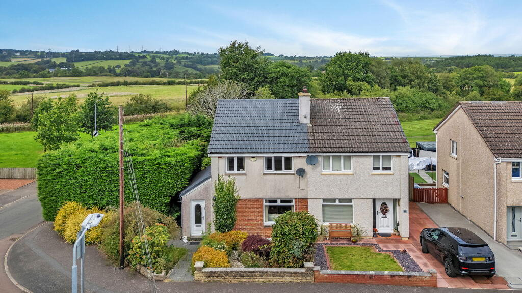 Main image of property: 88 Mainsacre Drive, Stonehouse, Larkhall, ML9 3QH