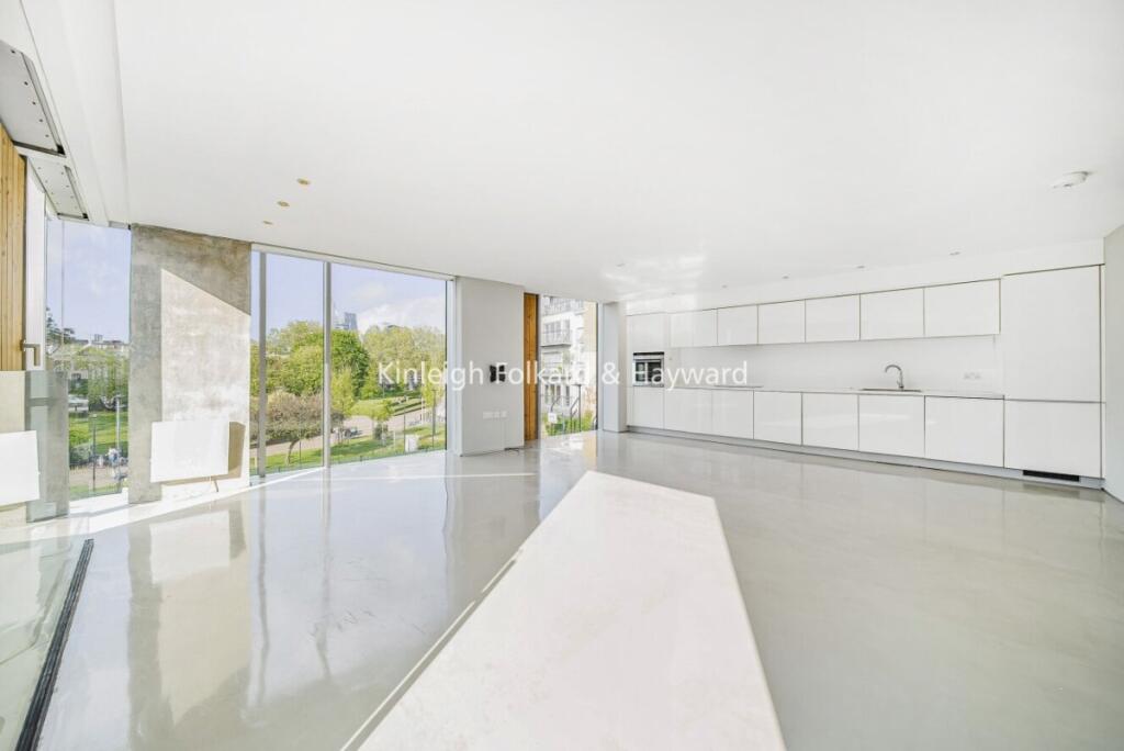 Apartment in London - View 3