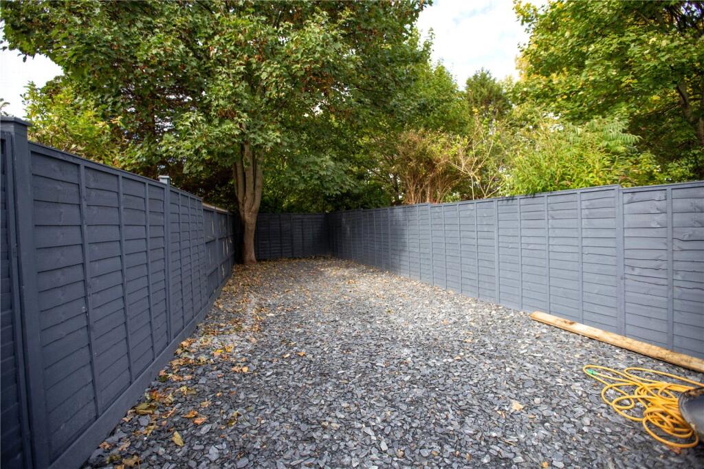1 bedroom semi-detached house for rent