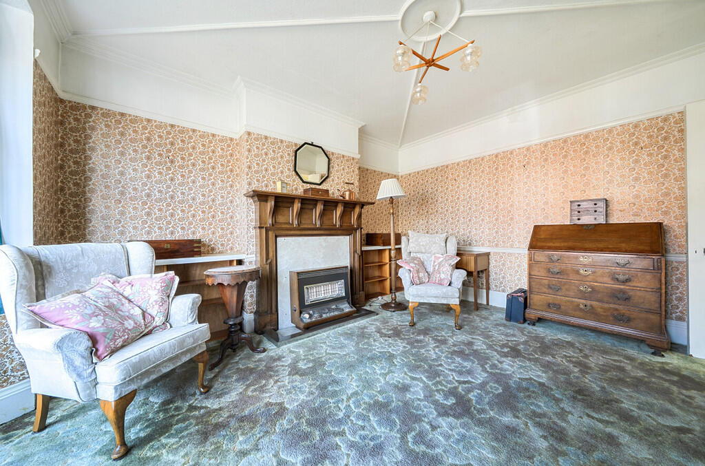 House in Sidcup, Halfway Street, Longlands - View 3