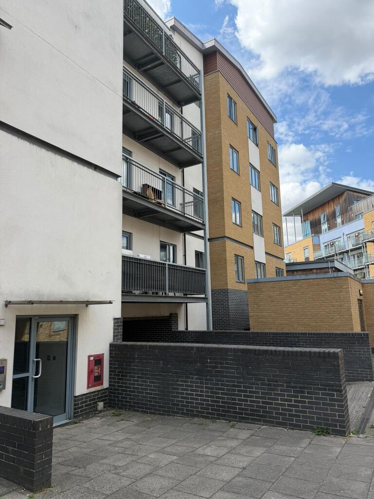 Main image of property: Pier Wharf, Quayside Drive,