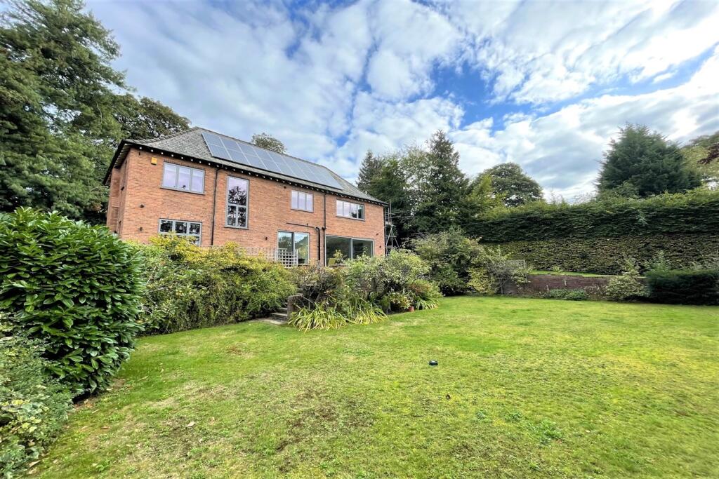 Main image of property: Park Road, Bowdon, Altrincham