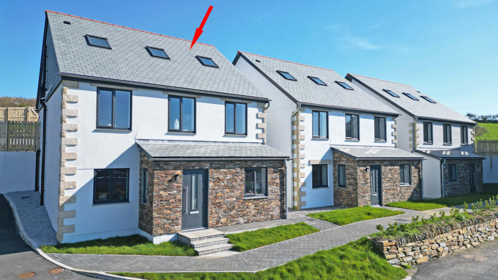 4-bed detached on Trewarmett, Tintagel - North Cornwall, £585,000