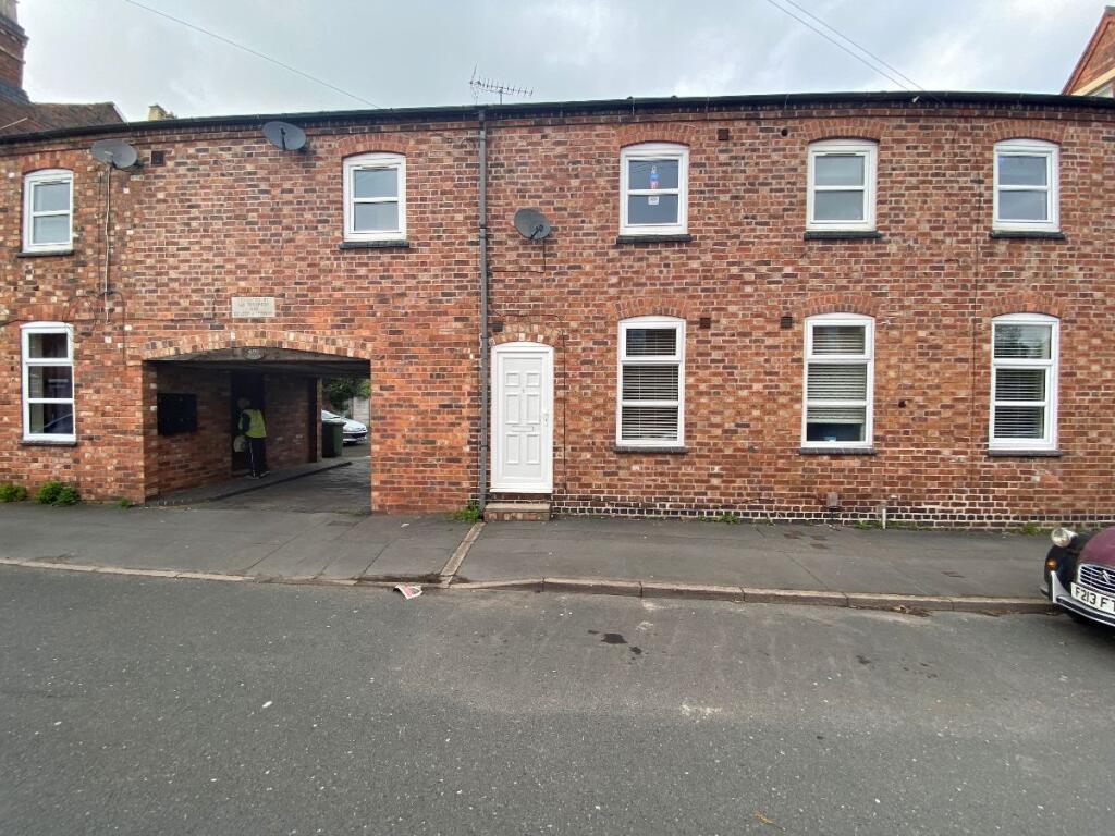 Main image of property: Flat 8, 94h Offmore Road, Kidderminster
