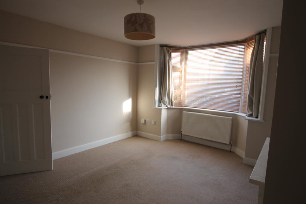 House in Portsmouth - View 4