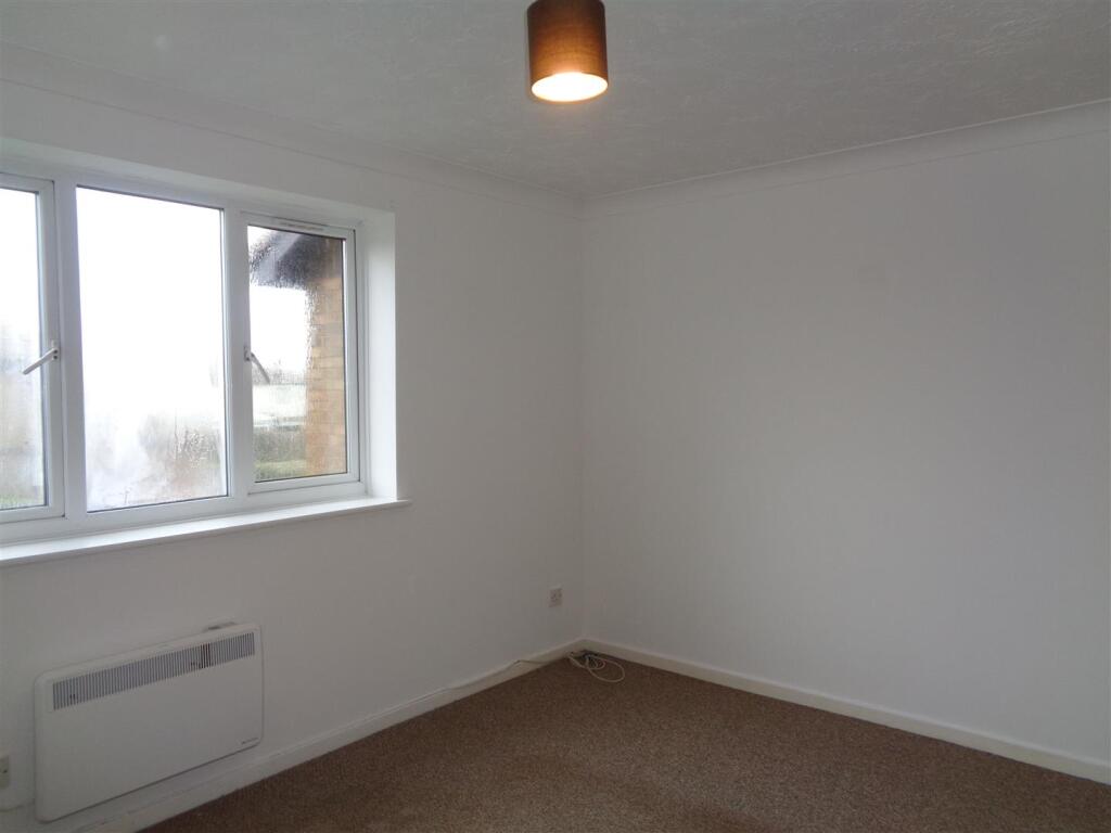 Apartment in Lewes, Seaford - View 4