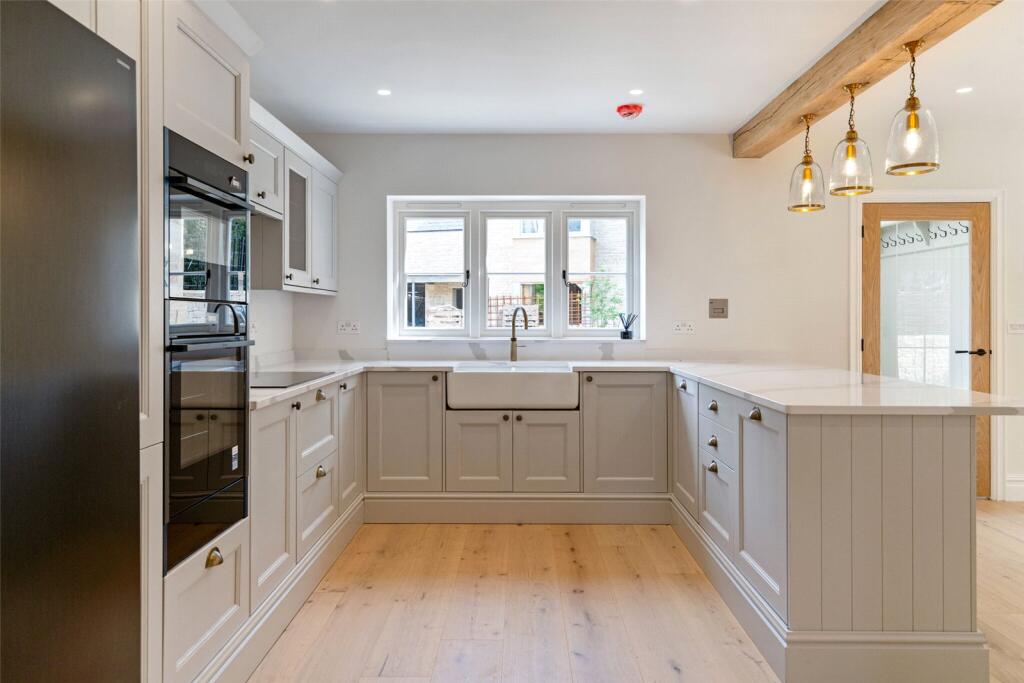 Haberdashers, Bell Lane, Blockley, Gloucestershire, GL56 - View 4