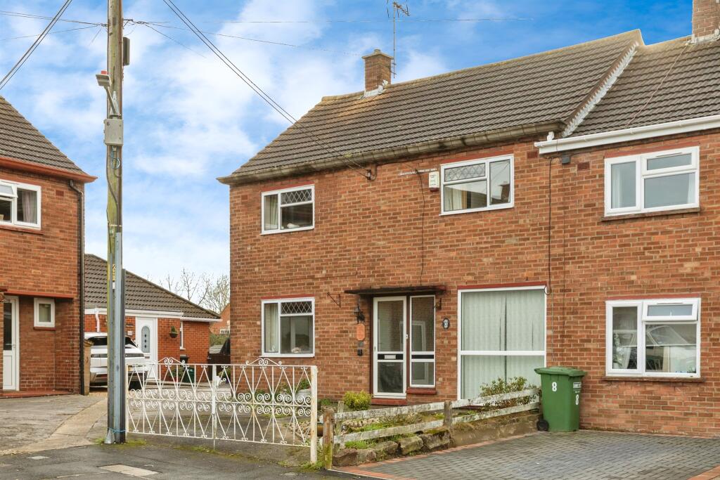 Main image of property: Parsons Avenue, Stoke Gifford, Bristol