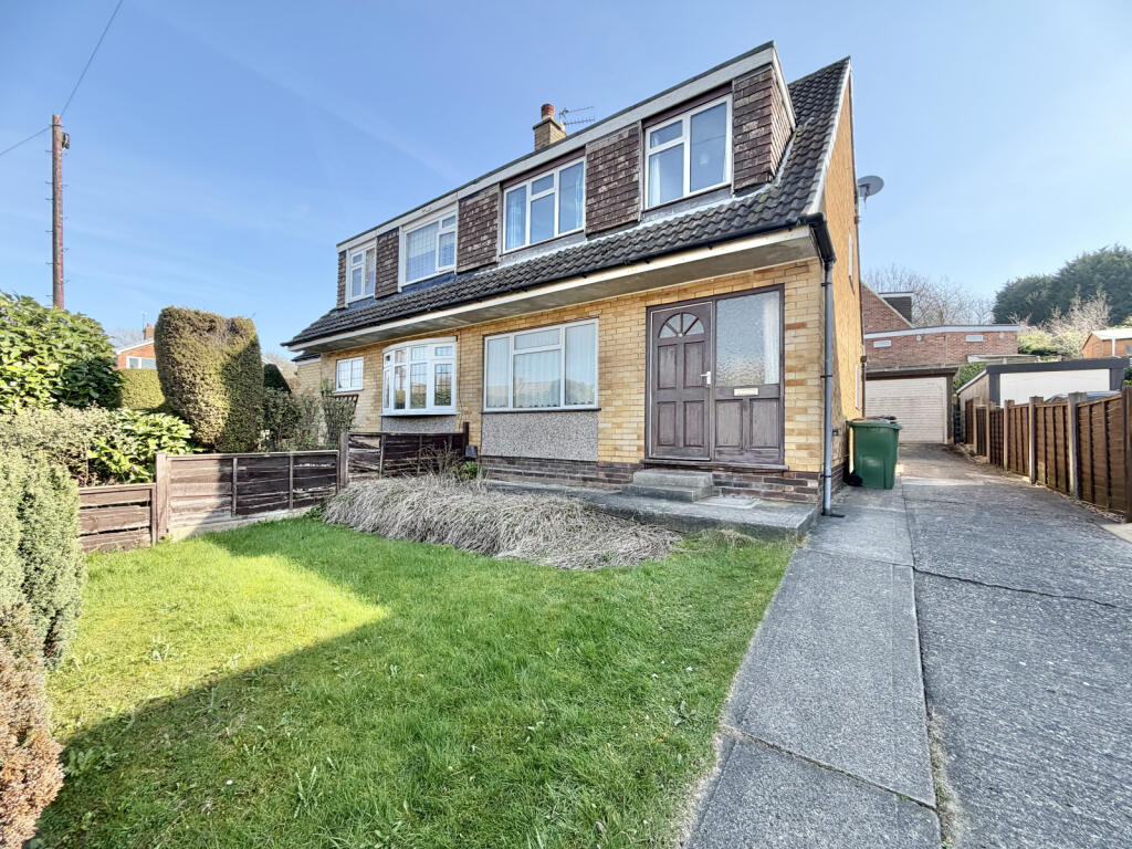 3-bed semi-detached on Severn Drive, Garforth, West Yorkshire, LS25, £200,000