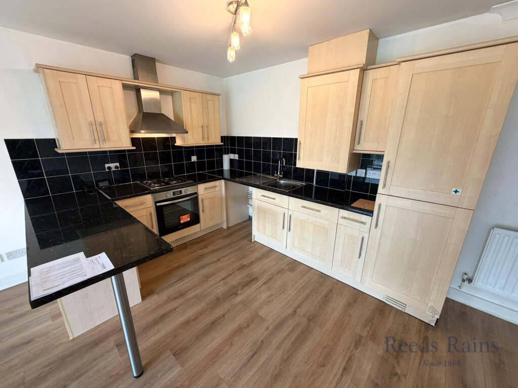Apartment in Stoke-on-Trent - View 4