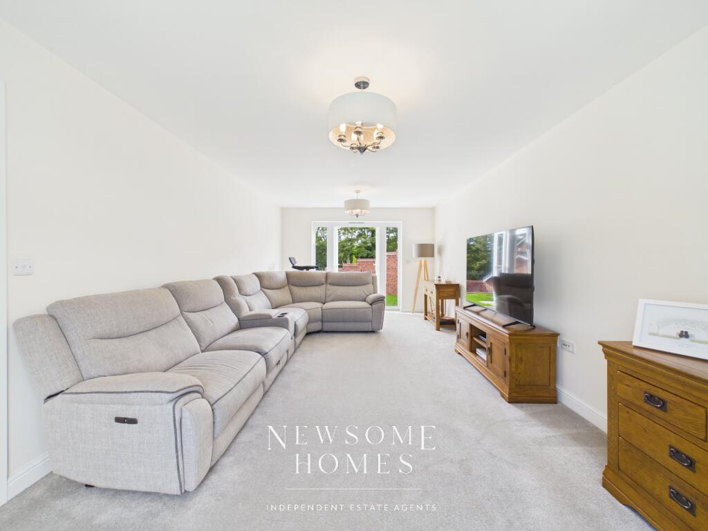 House in Chester, Flint - View 5