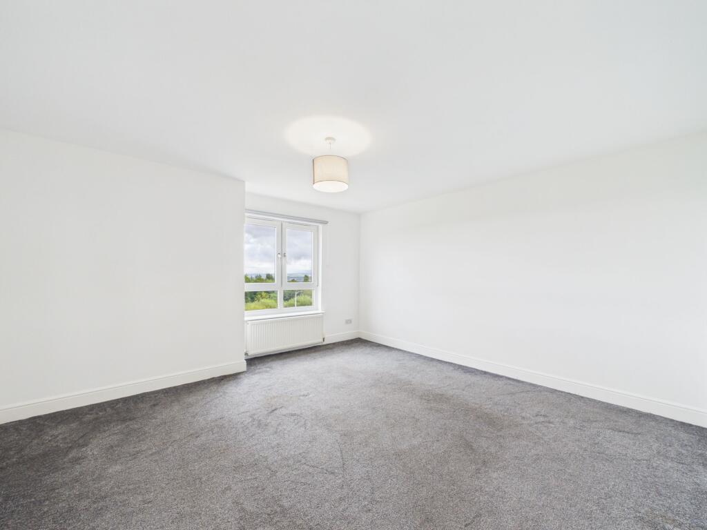 Apartment in Motherwell, South Lanarkshire - View 2