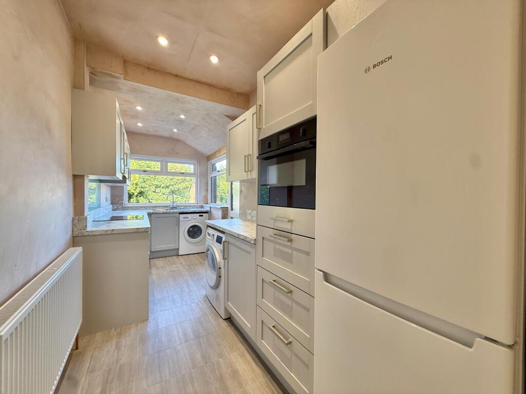 House in Tameside, Greater Manchester - View 4