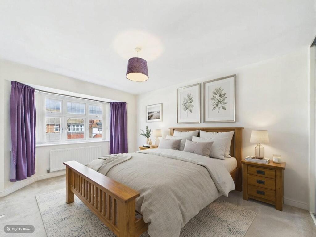 House in Leeds - View 2