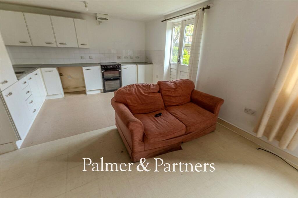 Apartment in Ipswich - View 4