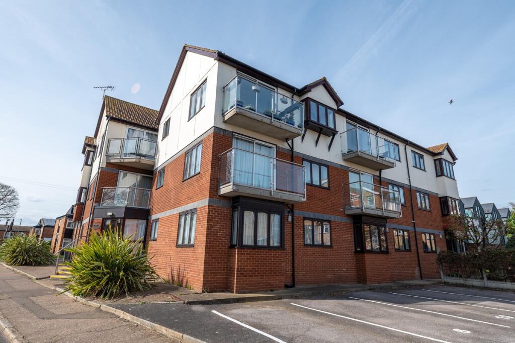 Main image of property: Rampart Street, Southend-on-sea, SS3 9