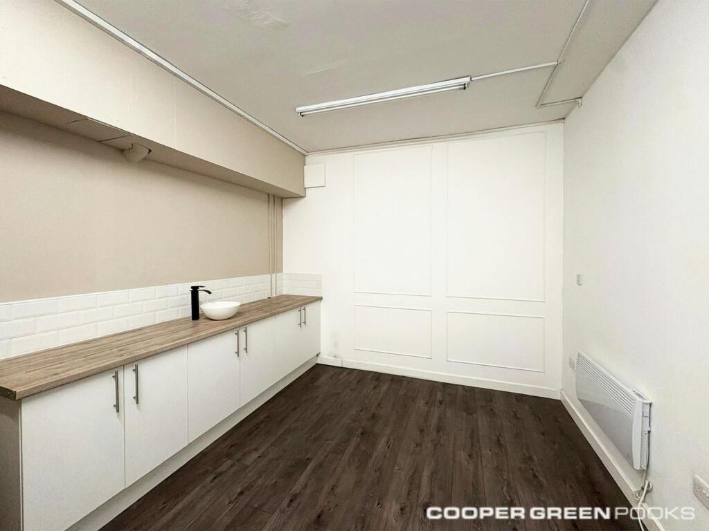 Ground Floor Storage / Treatment Room
