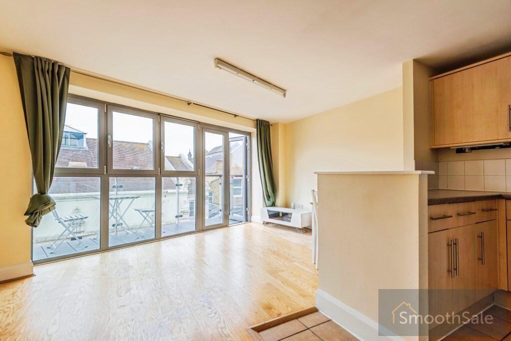 Apartment in London - View 4