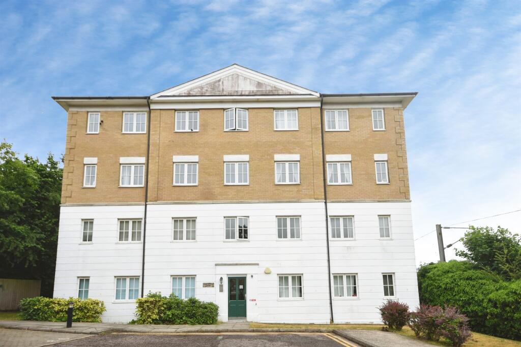 Main image of property: The Yard, Braintree