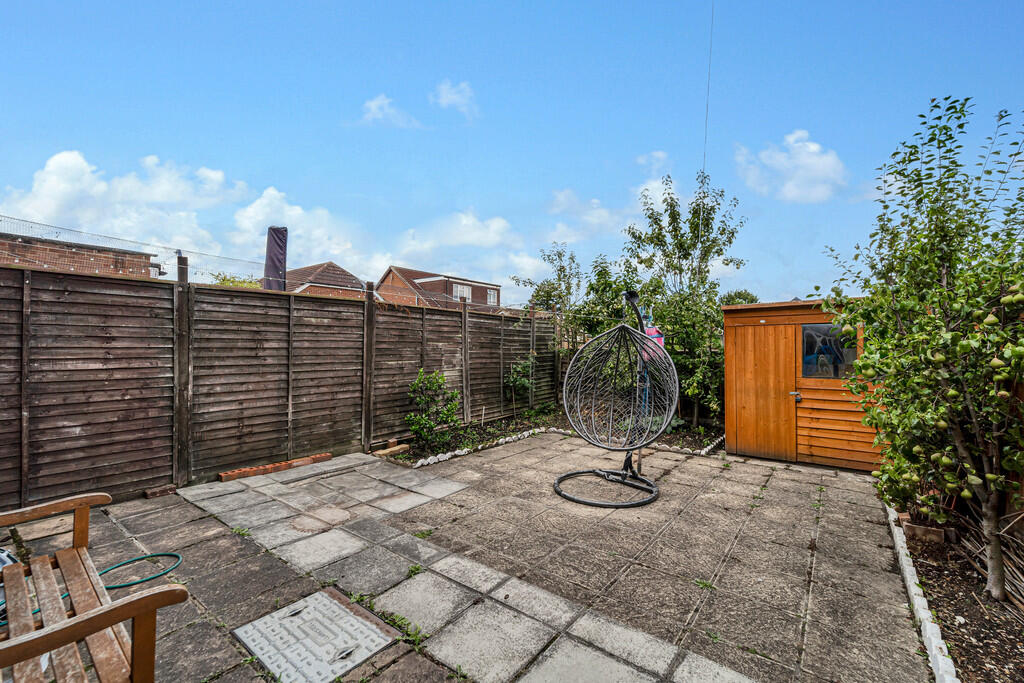 Maxwell Road, Ashford photo 4