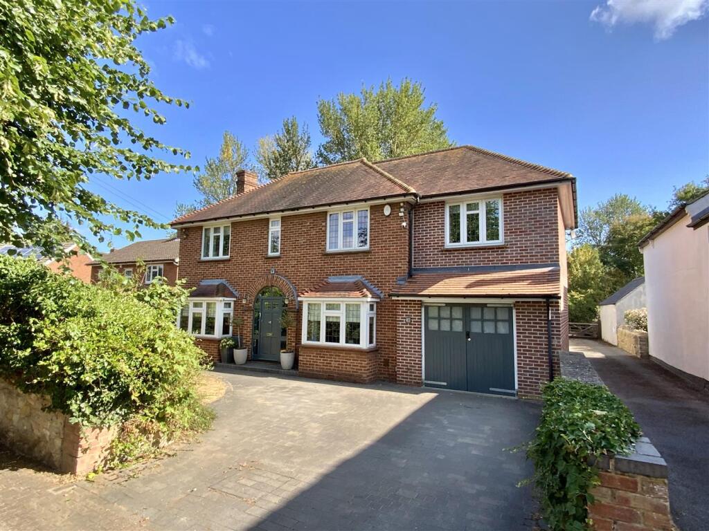 Main image of property: Vicarage Road, Stony Stratford, Milton Keynes