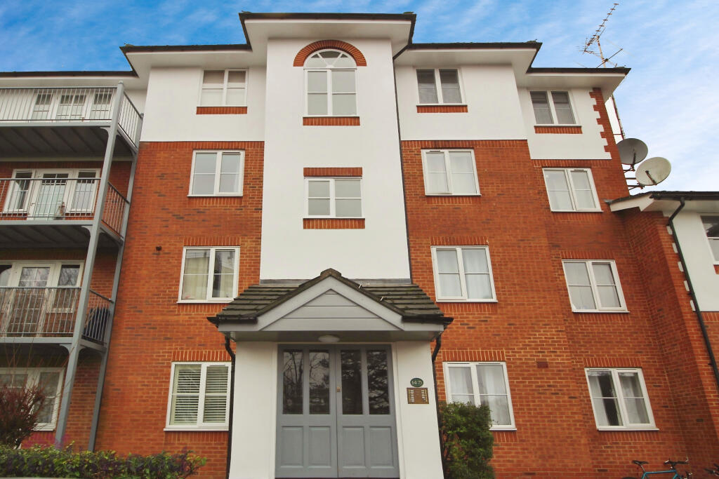 Main image of property: Queen Alexandra Road, Town Center, High Wycombe, HP11